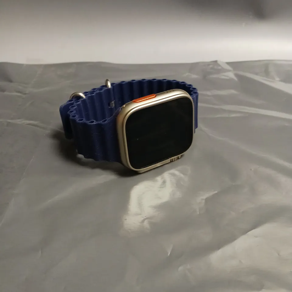ULTRA SMART WATCH 8 BLUE RUBBER STRAP - UNSPECIFIED BRAND