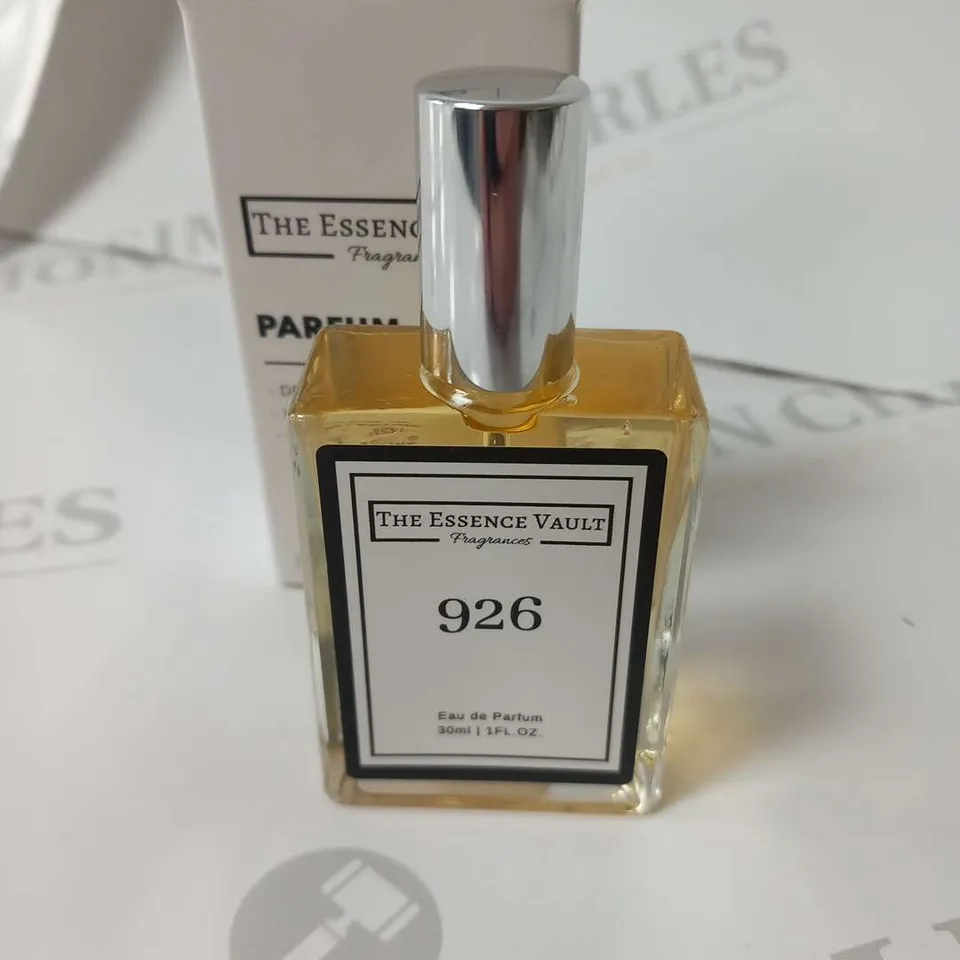 BOXED THE ESSENCE VAULT FRAGRANCES PARFUM NO 926 30ML