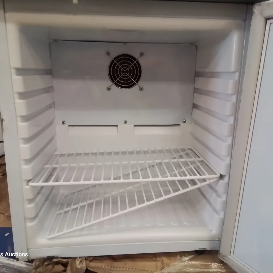 COUNTER TOP MEDICAL FRIDGE 