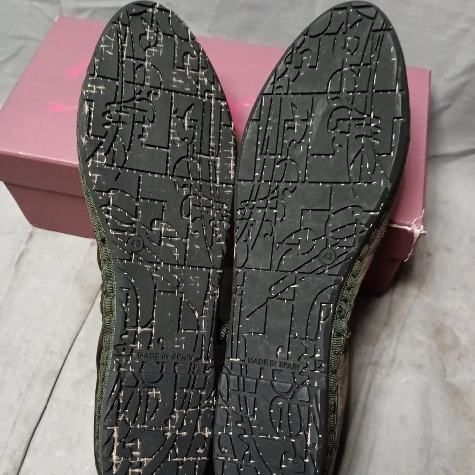 BOXED FABOLUS PIERRE COCO WOMEN'S BROWN SUEDE MARY JANE SHOES – UK 9.5 (EU 43)