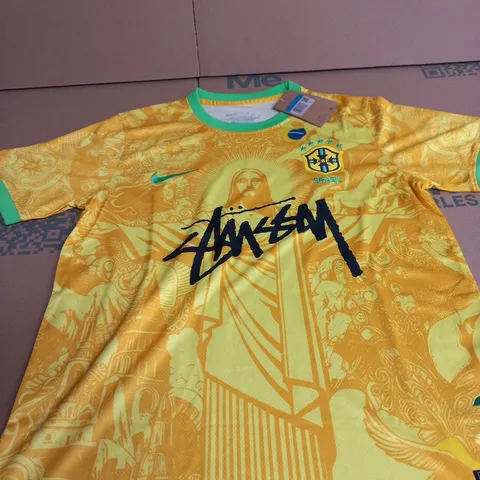 STUSSY X NIKE BRAZIL FOOTBALL TOP SIZE M