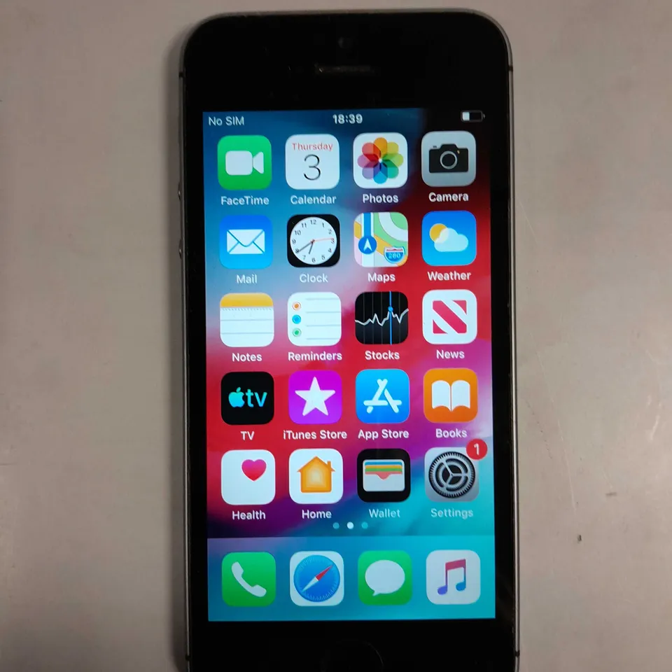 APPLE IPHONE 5S SMARTPHONE 