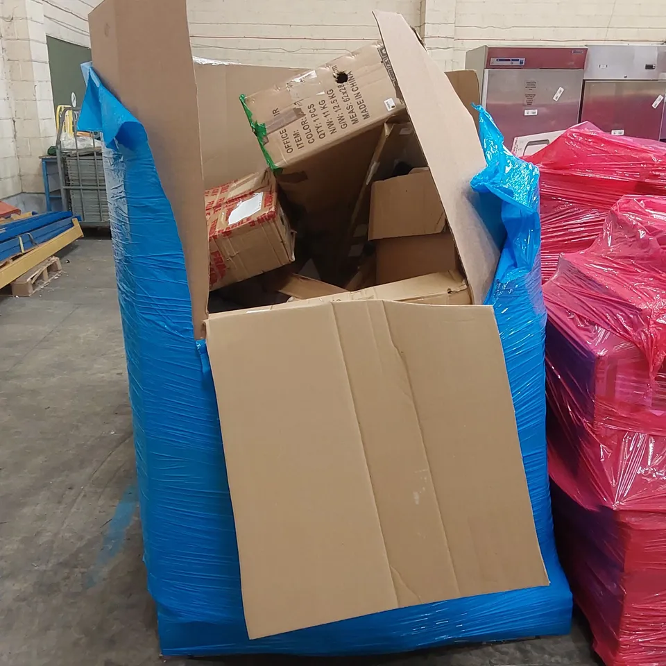 PALLET OF ASSORTED HOUSEHOLD ITEMS AND CONSUMER PRODUCTS TO INCLUDE; FOOTSPA, KITCHEN FAUCET, HEATED BLANKETS, PILLOWS ETC