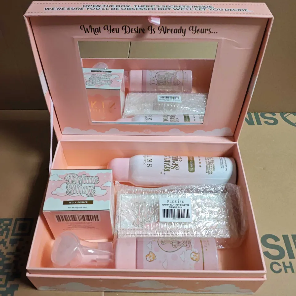 PLOUISE FULFILLING DREAMS 4-PIECE COSMETICS SET