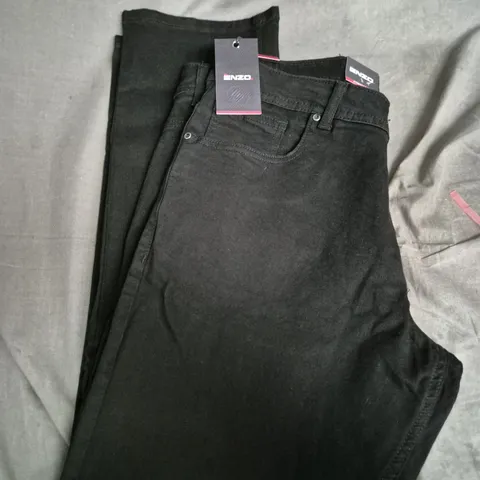ENZO BLACK DENIM JEANS – MEN'S WITH TAGS ATTACHED - SIZE 36S