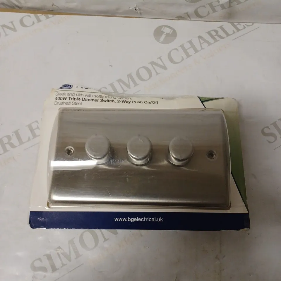 BG ELECTRICAL NBS83P-01 TRIPLE INTELLIGENT DIMMER LIGHT SWITCH