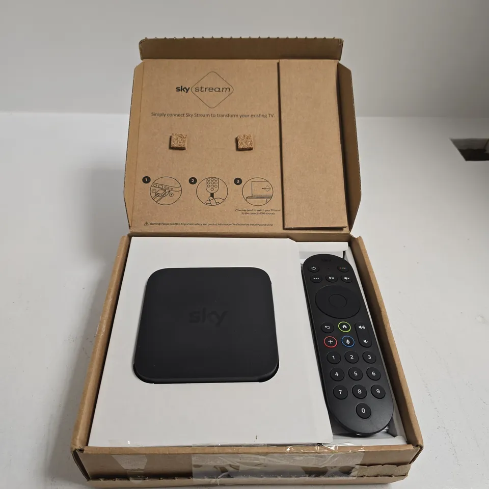 SKY STREAM SET-TOP BOX WITH REMOTE