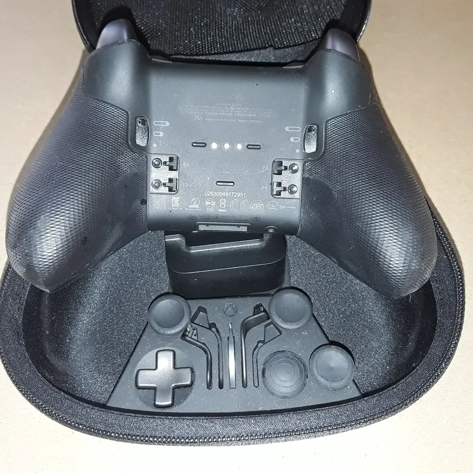 XBOX ELITE SERIES 2 WIRELESS CONTROLLER