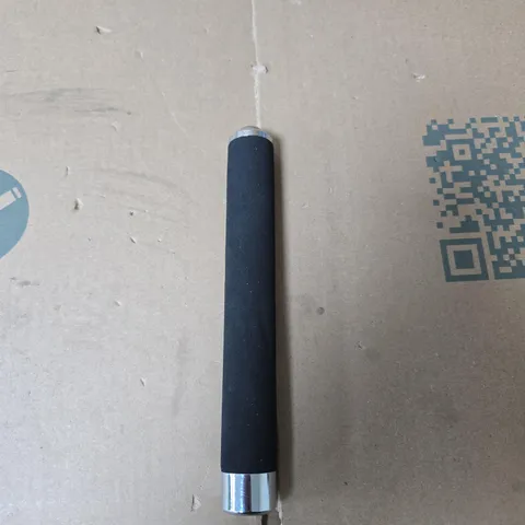 CHROME BATON-STYLE ROD WITH BLACK FOAM GRIP 