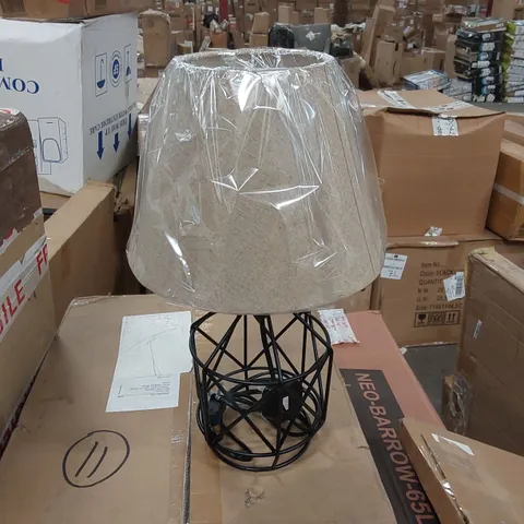 BOXED 38.5CM BLACK TABLE LAMP (1 BOX)