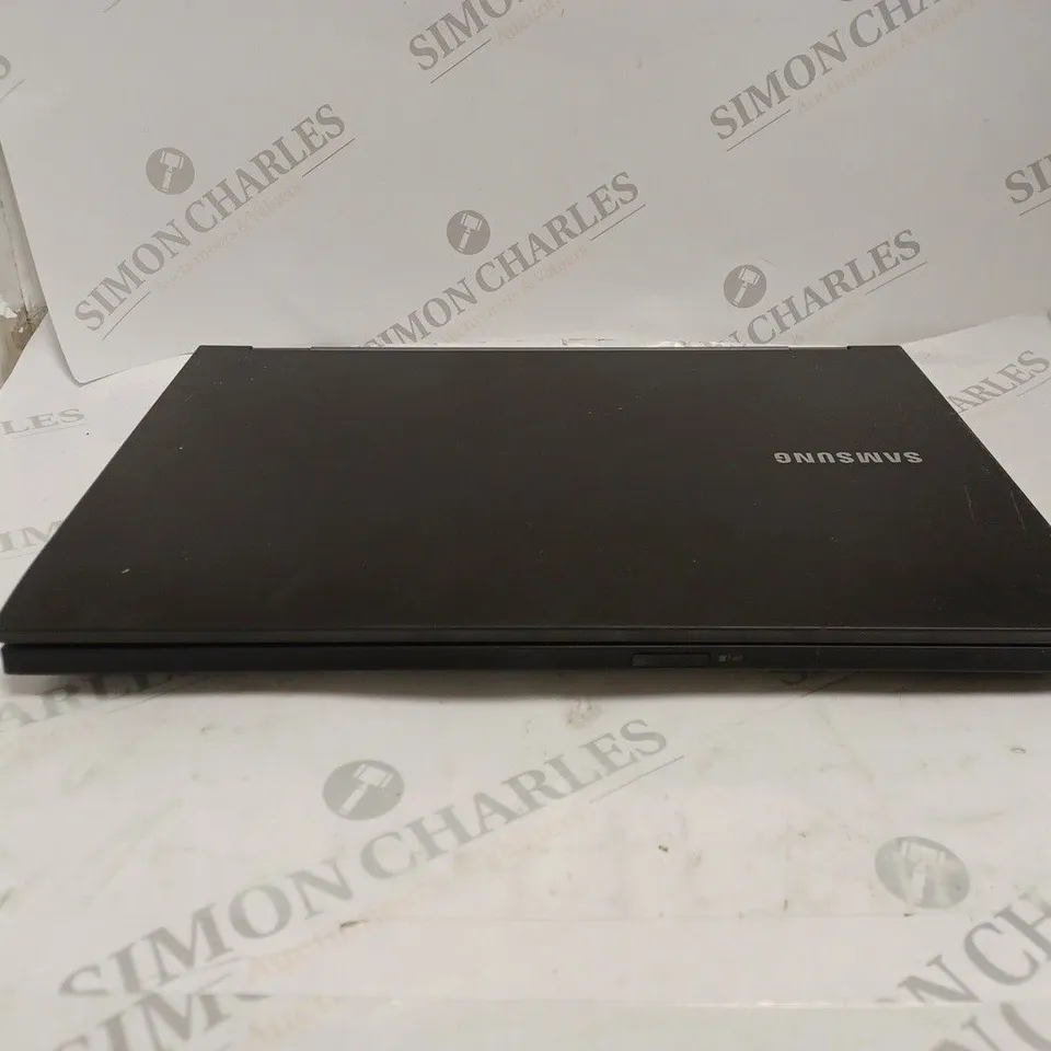 SAMSUNG 200B SERIES LAPTOP 
