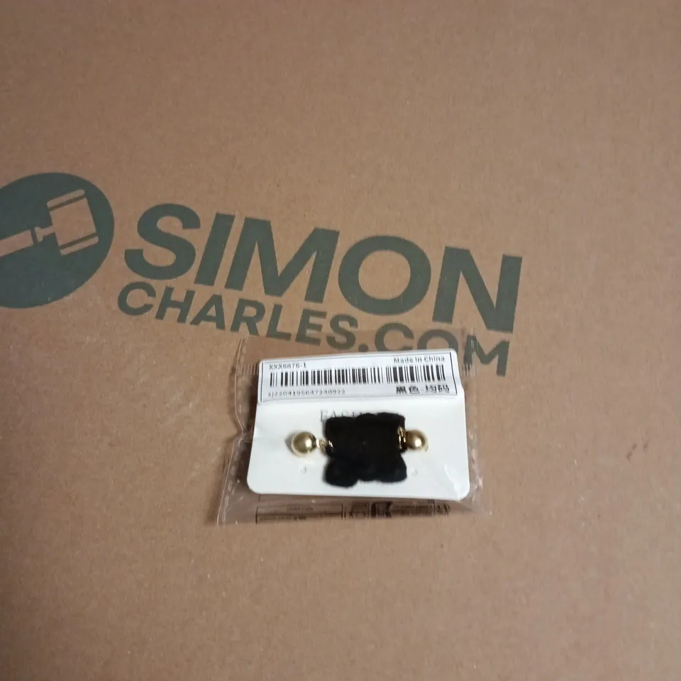 BOX OF APPROXIMATELY 10 ASSORTED ITEMS INCLUDING GEMPORIA JEWELLRY , KIDS WATCH AND FASHION EARRINGS 