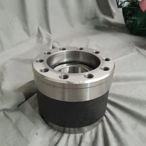 106992 WHEEL HUB / COLLECTION ONLY 