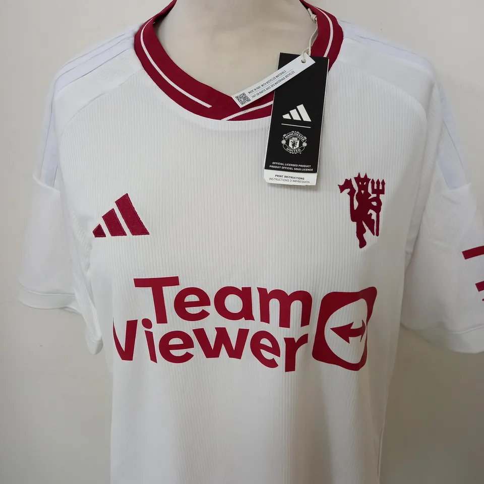 MANCHESTER UNITED FC 3RD SHIRT SIZE M
