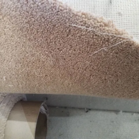 ROLL OF QUALITY 5M CRAFTSMAN EL 123 CARPET - 5×2.06M