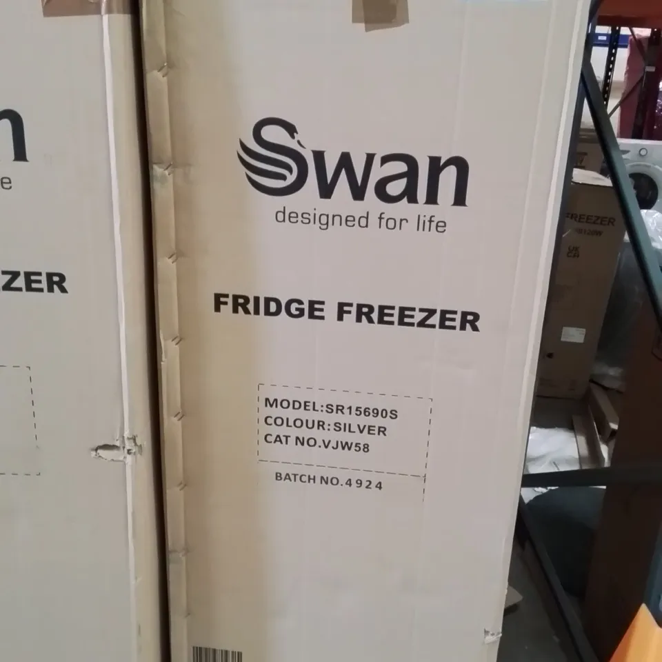 BOXED SWAN SR15690S 48CM WIDE, 50/50 SPLIT FRIDGE FREEZER - SILVER