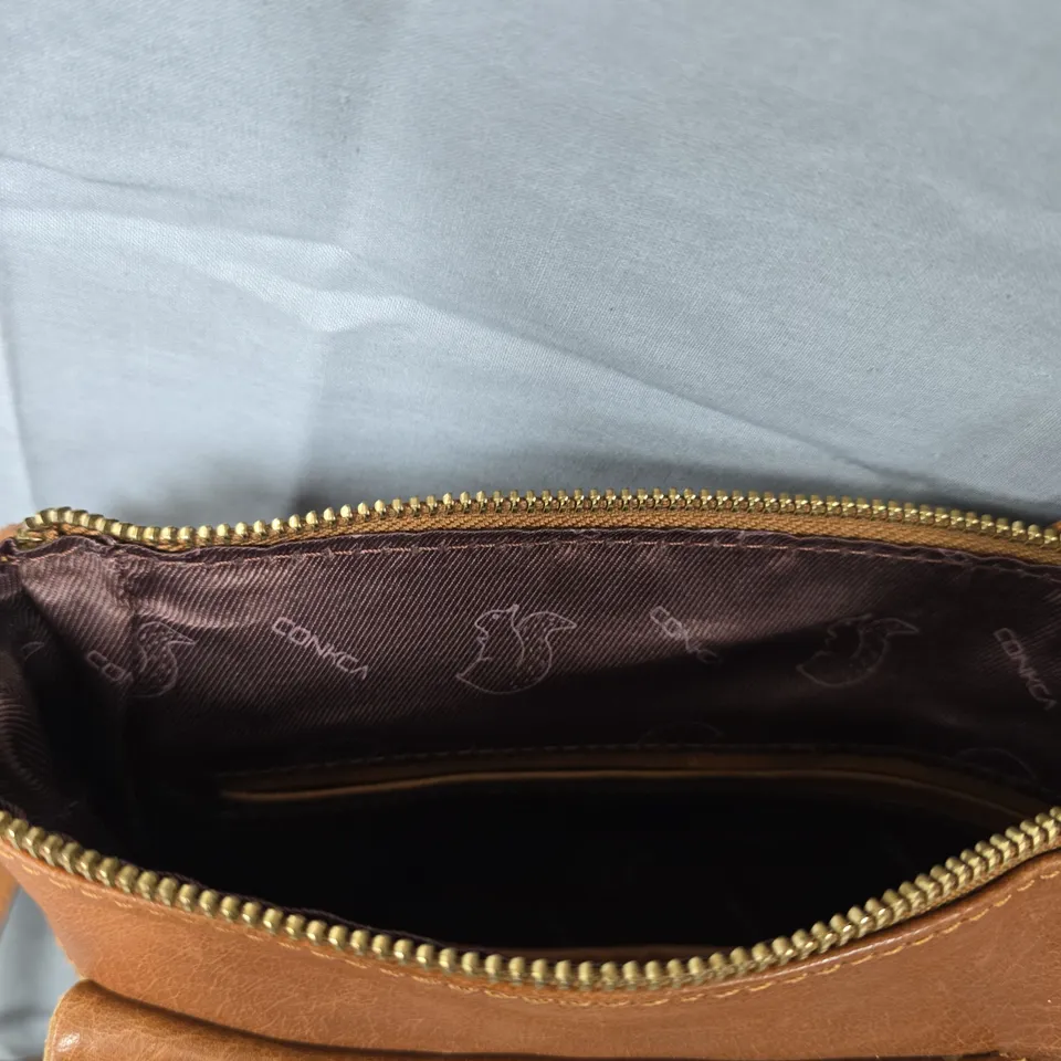 BROWN LEATHER CROSSBODY BAG WITH FRONT POCKET CONKA HAND BAG 