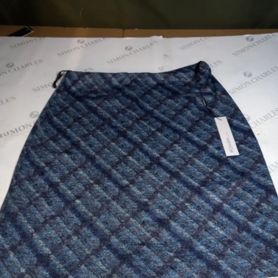 ROMAN LINEAR CHECK PULL ON SKIRT SIZE 16