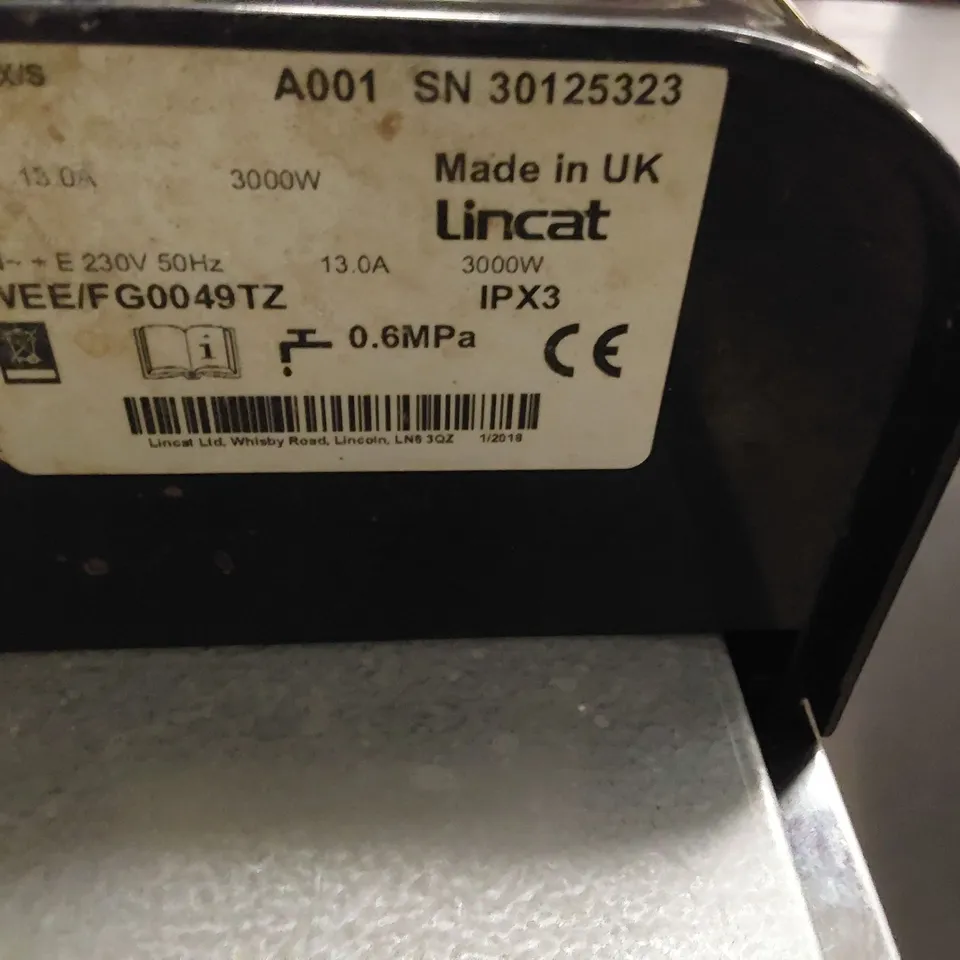 LINCAT ELECTRIC WATER HEATER EB3F X/S