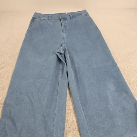 D&CO DENIM + COMPANY WIDE-LEG INDIGO JEANS SIZE M