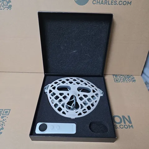 LUNA'MOUR AURALUX ADVANCED TECHNOLOGY ANTI-AGEING LED & INFRARED FACE MASK – BOXED