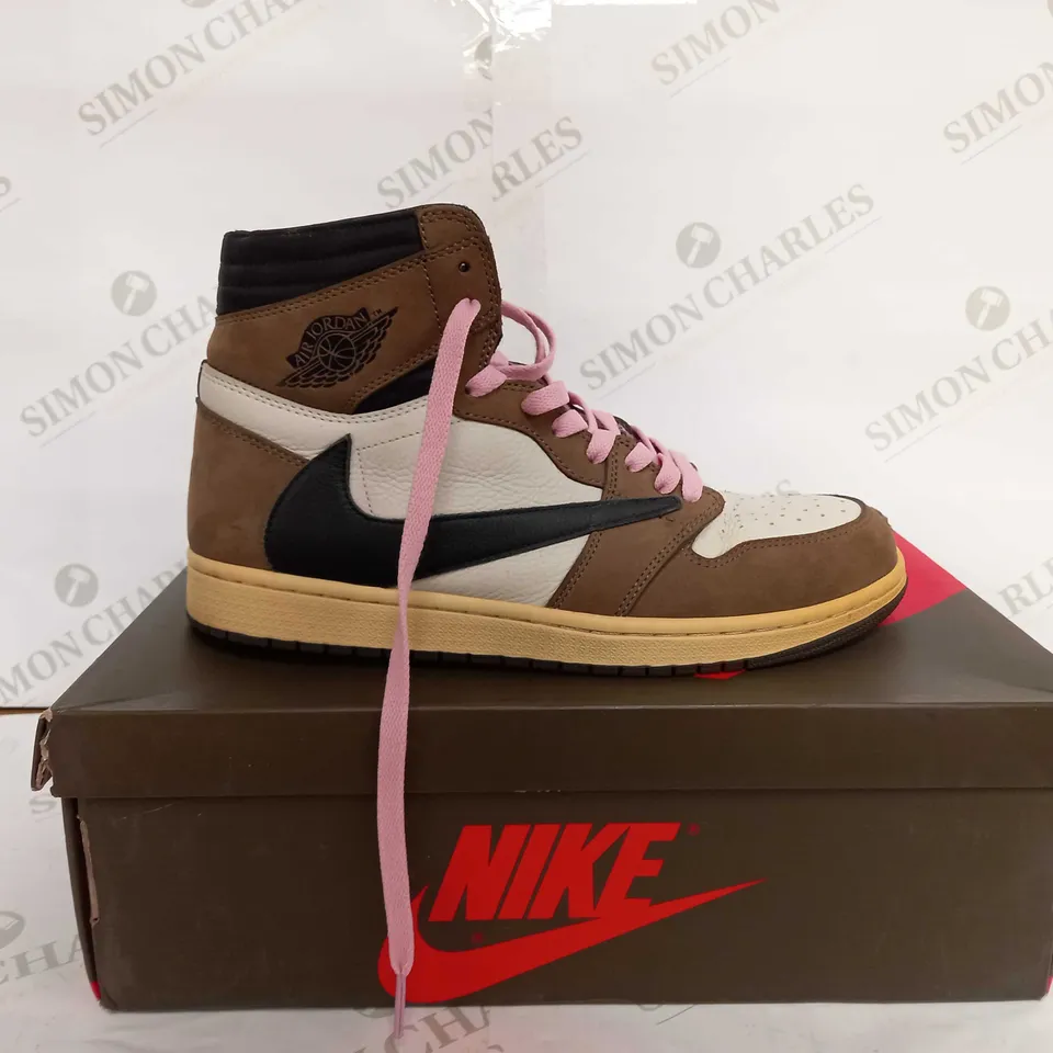 NIKE AIR JORDAN 1 HIGH TRAVIS SCOTTS - UK 9