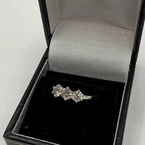18CT WHITE GOLD THREE STONE RING SET WITH NATURAL DIAMONDS WEIGHING +1.01CT