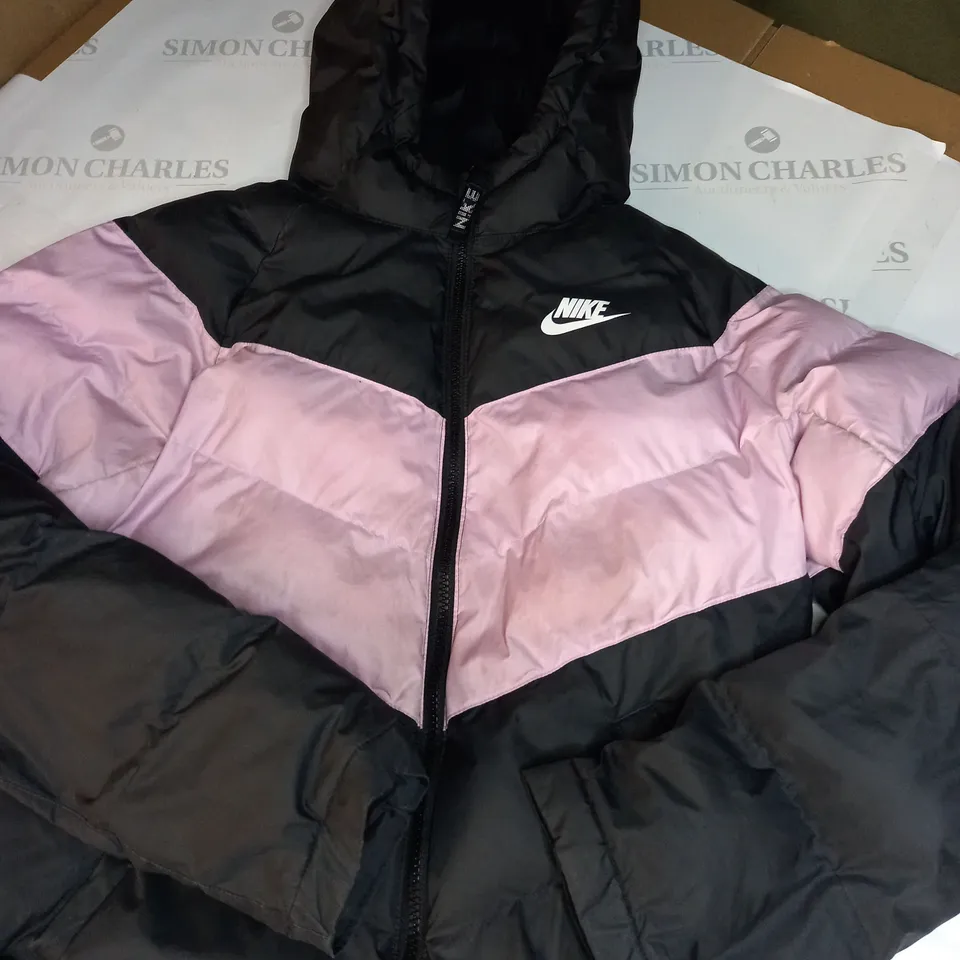 NIKE ZIPPED PADDED COAT SIZE L