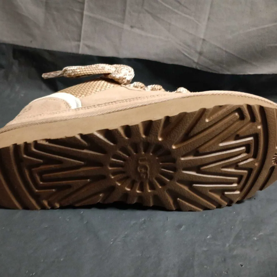 UGG ' BROWN SUEDE BOOTS WITH SHEARLING LINING - UK SIZE 4