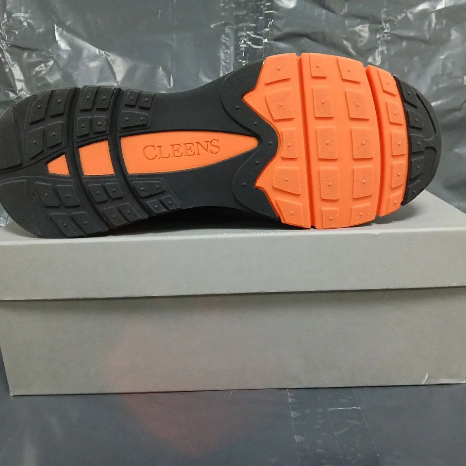BOXED PAIR OF CLEENS AERO RUNNER SHOES IN SUNSET SIZE UK 11