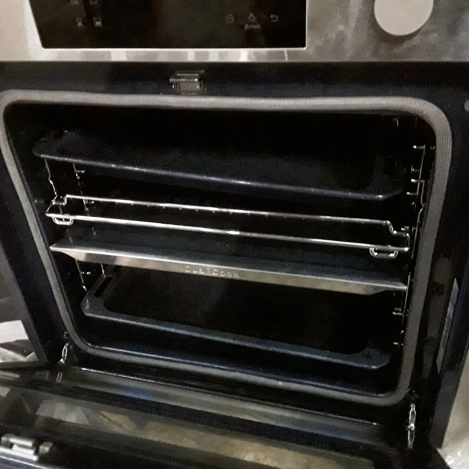 SAMSUNG SERIES 4 NV7B45205AS/U4 DUAL COOK FLEX SMART OVEN WITH CATALYTIC CLEANING - STAINLESS STEEL