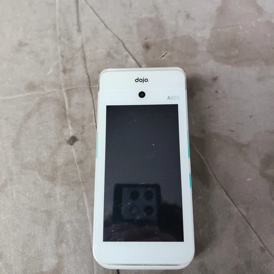 DOJO A920 MOBILE PHONE/PAYMENT TERMINAL – WHITE
