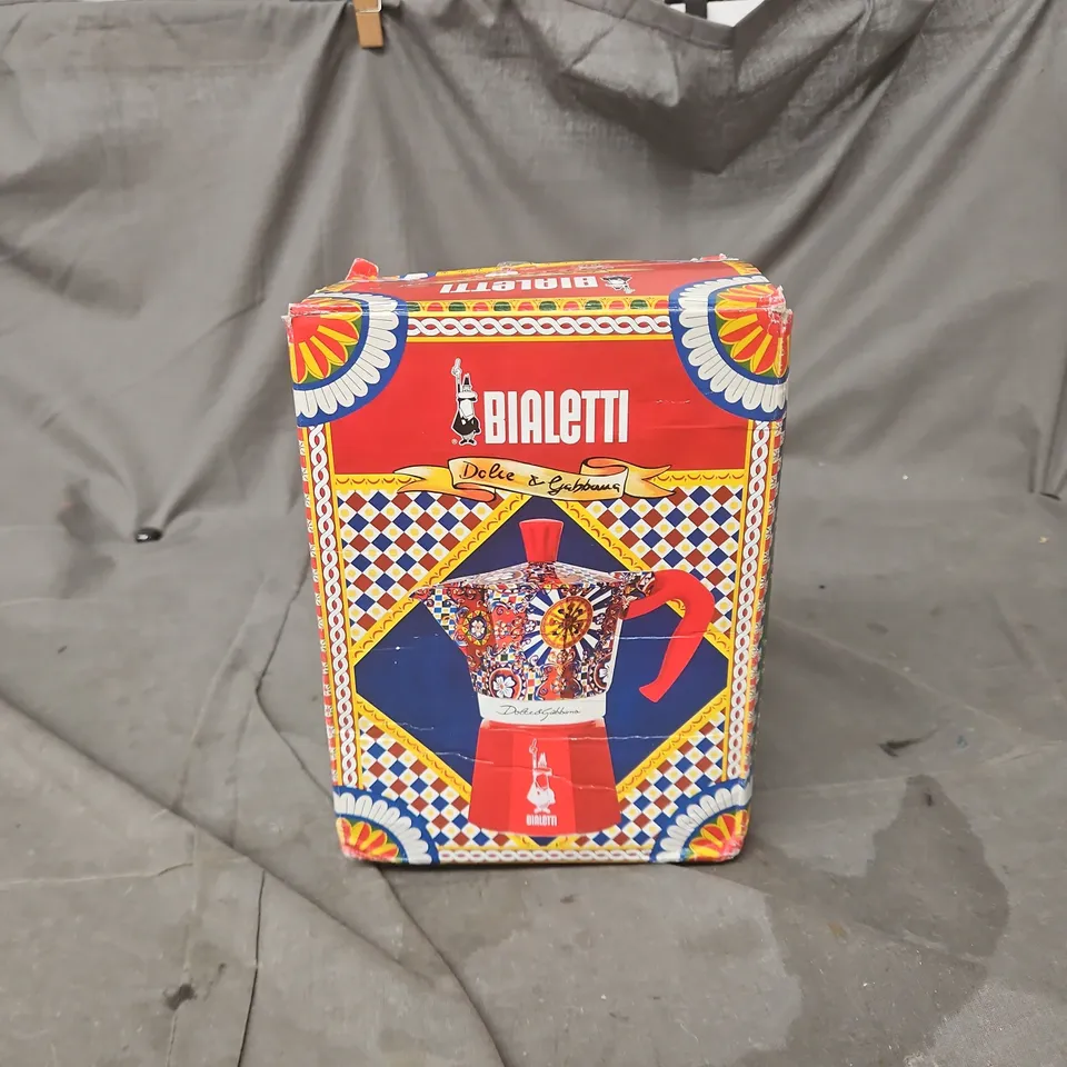 BIALETTI MOKA POT WITH DOLCE & GABBANA PATTERN – CERAMIC BODY, RED BASE BOXED