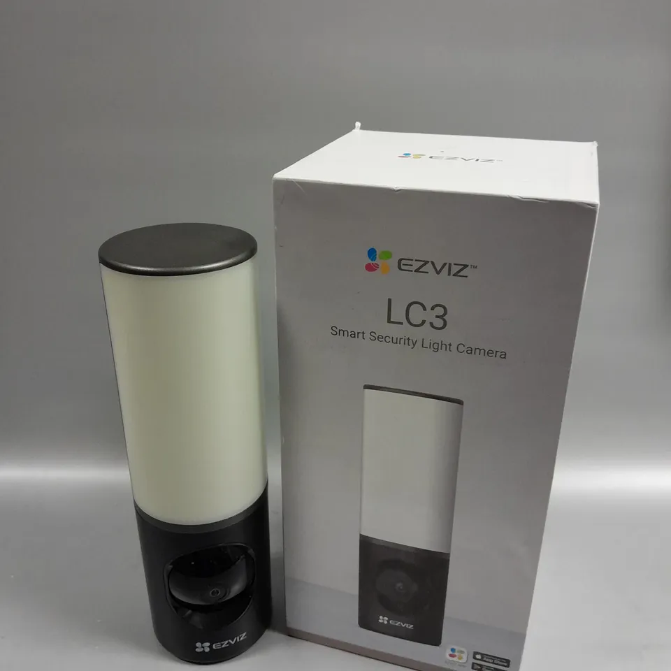 BOXED EZVIZ LC3 SMART SECURITY LIGHT CAMERA 