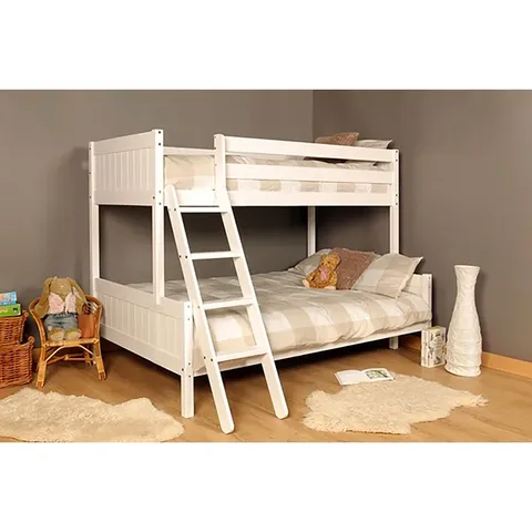 BOXED BUCKINGHAM SOLID WOOD STANDARD BUNK BED IN WHITE (2 BOXES)