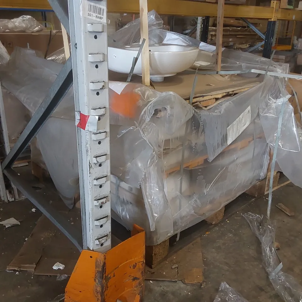 PALLET CONTAINING A LARGE QUANTITY OF LECICO BATHROOM SINKS