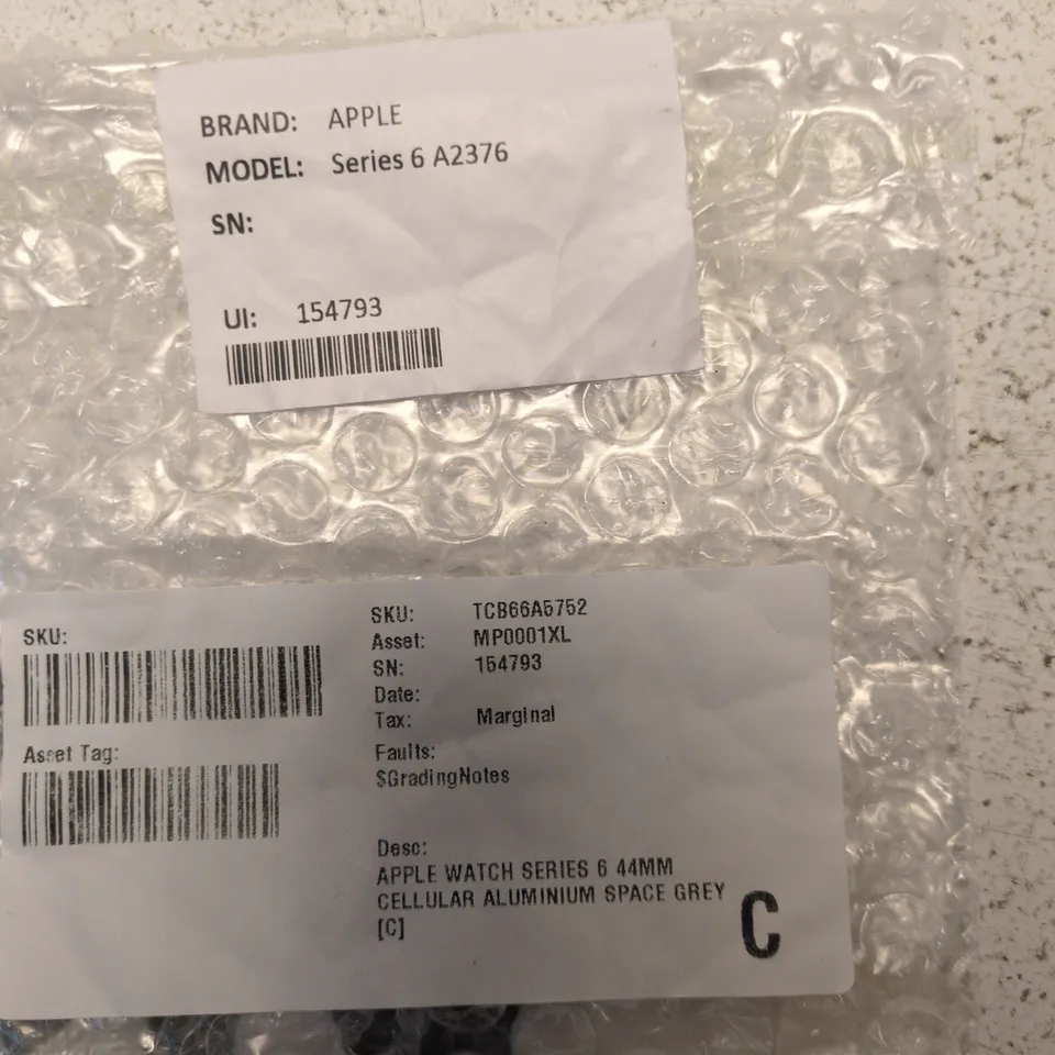 APPLE WATCH SERIES 6 44MM SPACE GREY ALUMINIUM – CELLULAR (A2376)