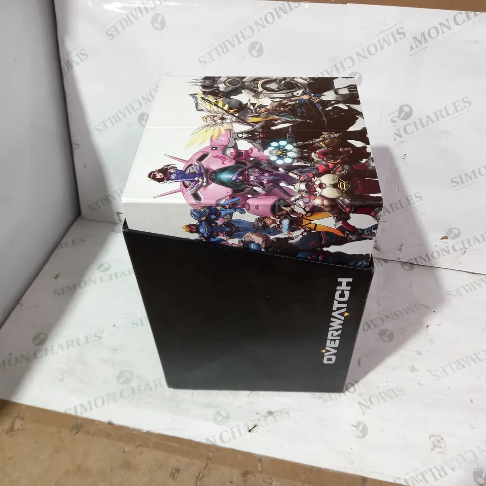BOXED OVERWATCH SOLDIER 76 SET FOR PS4 TO INCLUDE: STATUE, VISUAL SOURCE BOOK, SOUNDTRACK AND A COPY OF THE GAME 