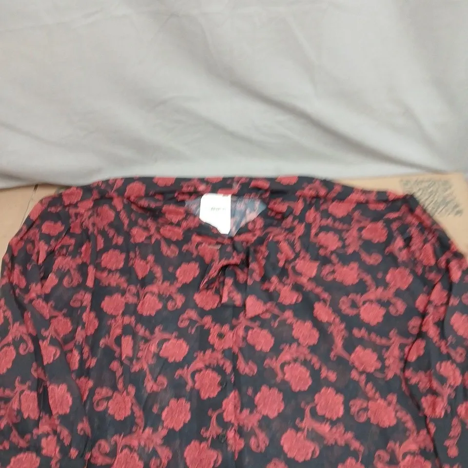 YOURS CLOTHING PLEATED BOW BLOUSE RED AND BLACK SIZE 22