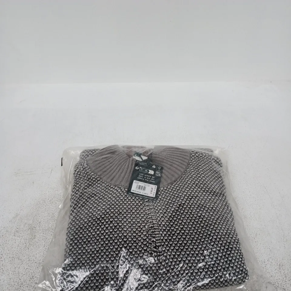 WHITE STUFF ATTADALE FUNNEL NECK PATTERN GREY MLT SMALL