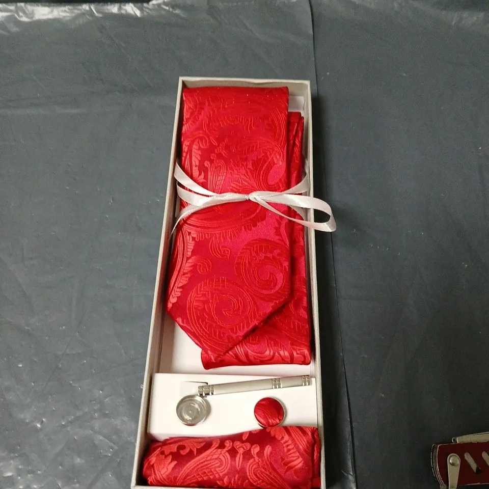 DIBANGU RED TIE & POCKET SQUARE GIFT SET WITH CUFFLINKS 