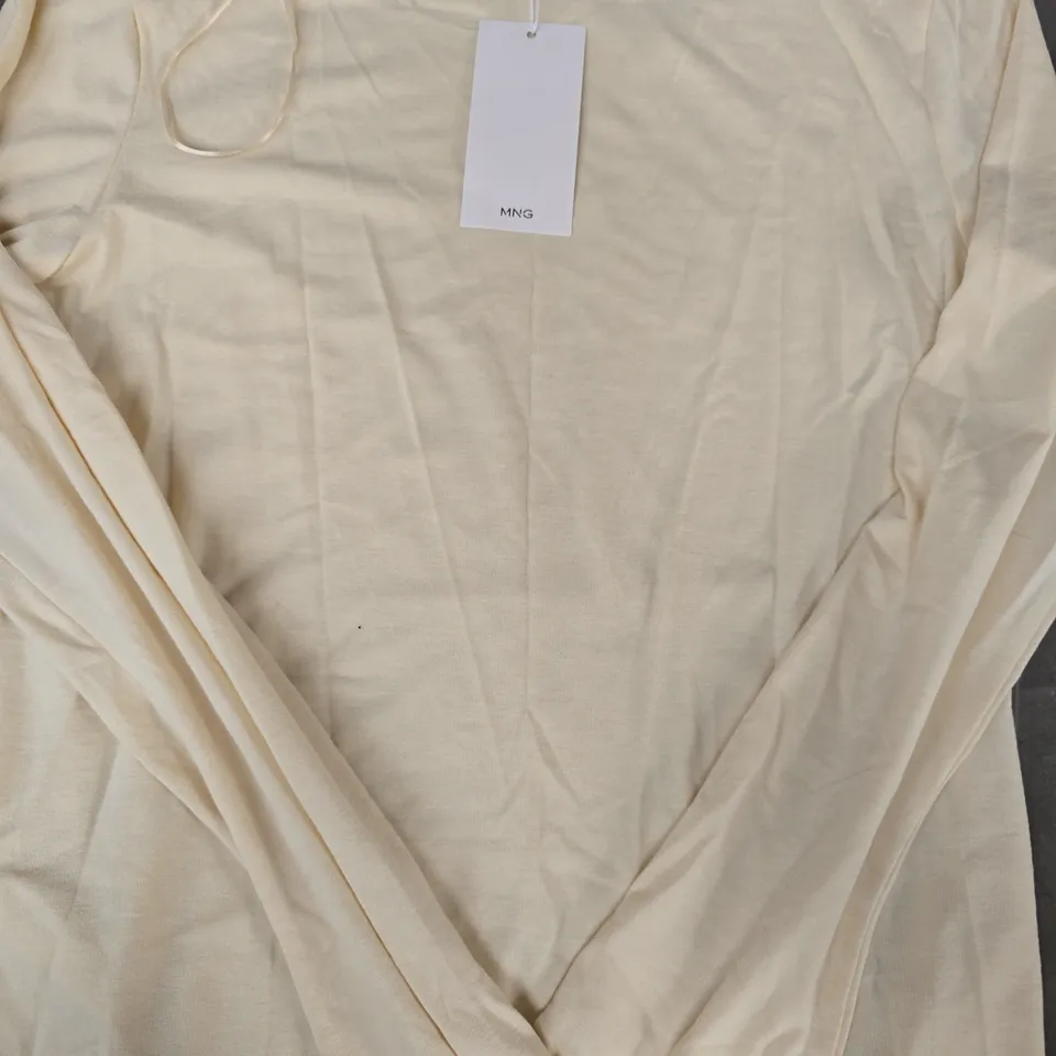MANGO CAMISETA LONG SLEEVE TOP IN VANILLA SIZE UNSPECIFIED