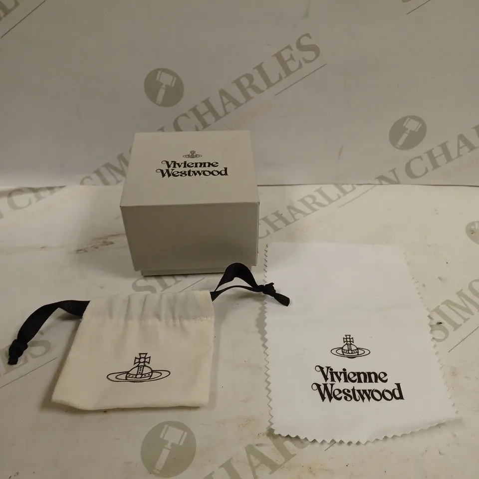 BOXED VIVIENNE WESTWOOD BEADED NECKLACE/BRACELET 
