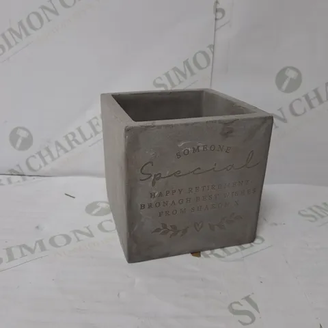 BOXED WORLD'S BEST CONCRETE POT