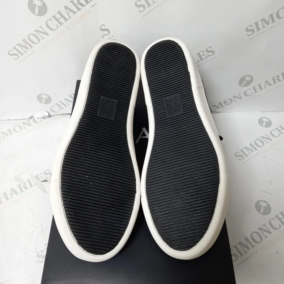 BOXED NATURA ZEBRA PRINT TRAINER - SIZE 5.5