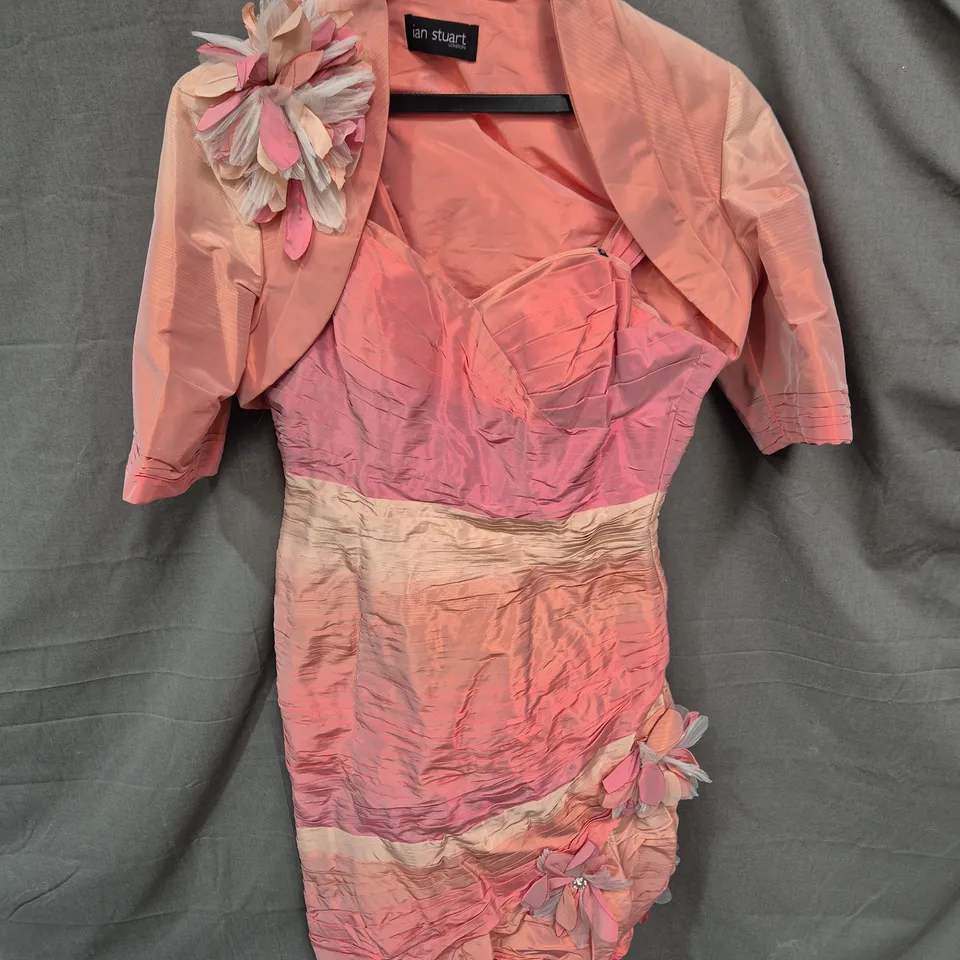 IAN STUART LONDON PINK EVENING DRESS WITH FLORAL APPLIQUÉ (WOMEN'S) - SIZE UNSPECIFIED
