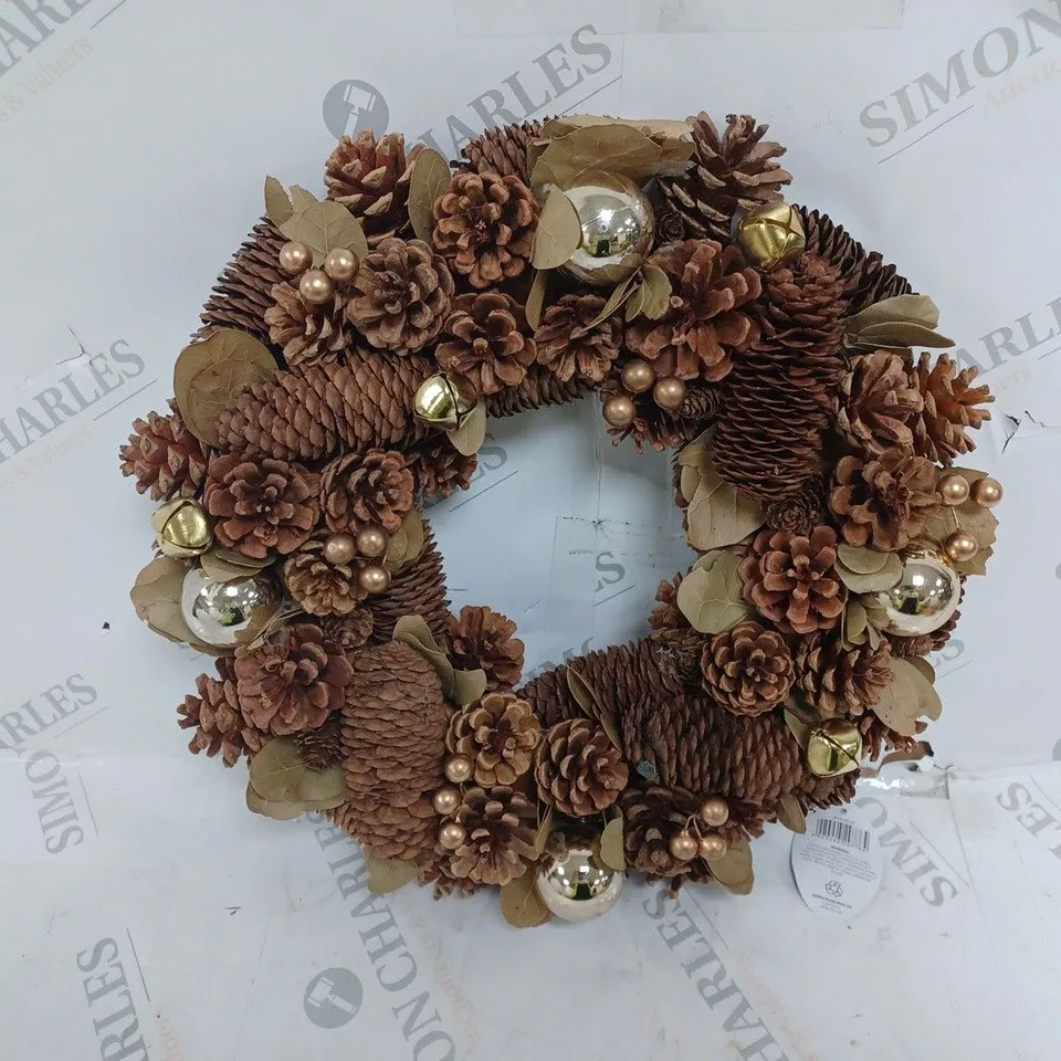 FESTIVE SEASONAL PINE WREATH APPROX 35CM