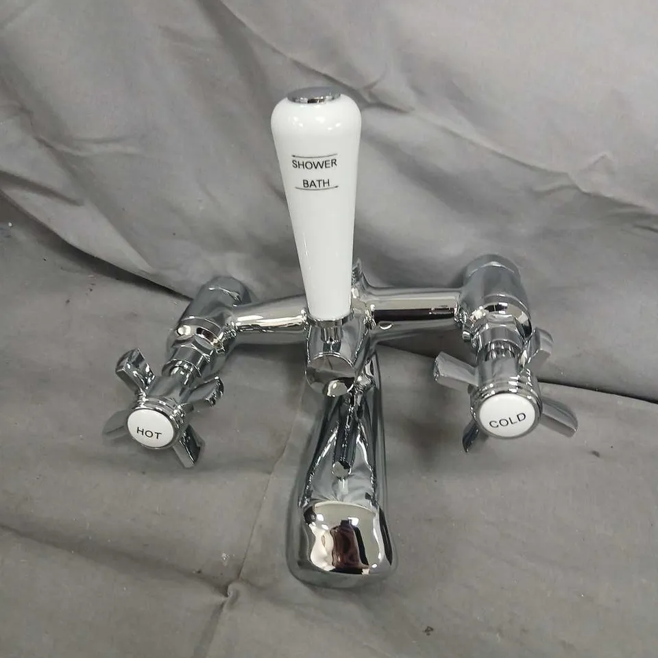 HENBURY CHROME BATH/SHOWER MIXER TAP WITH SHOWER KIT - BOXED (MODEL KC04A)