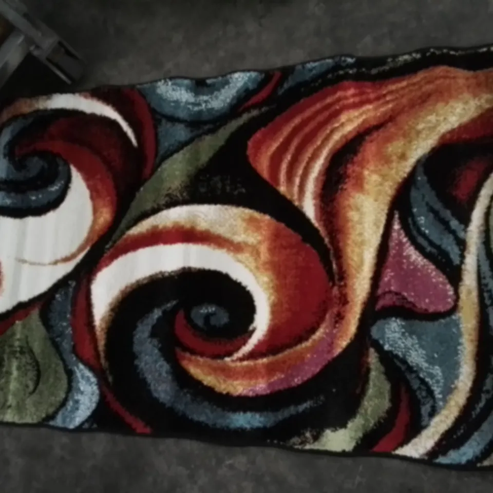 EVSIMO SANTANA RUG BLACK/RED. 150X80CM