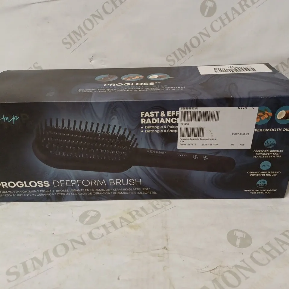 BOXED REVAMP PROGLOSS DEEPFORM BRUSH CERAMIC STRAIGHTENING BRUSH
